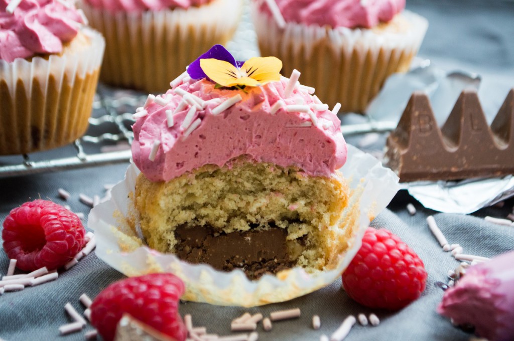 Cupcakes med toblerone og hindbær 206